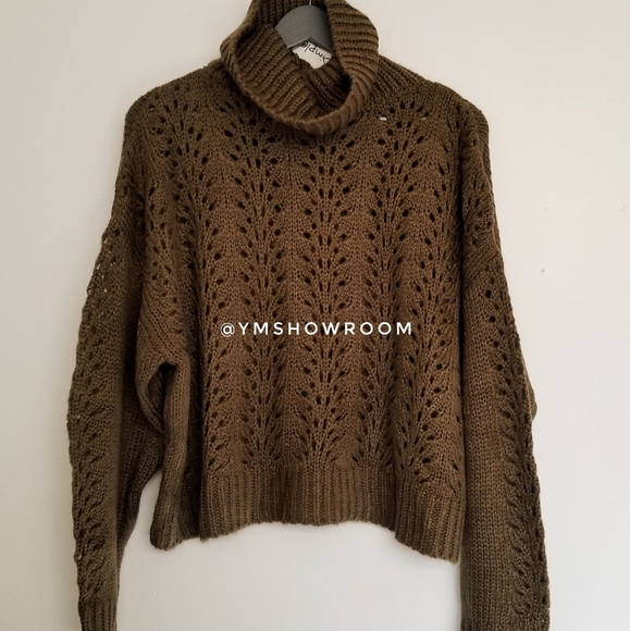 🔥1 Left 🔥Cropped oversized turtleneck sweater - Picture 4 of 5